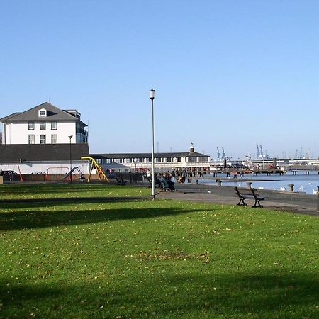 Linx View 4 Bedroom House Gravesend Exteriör bild